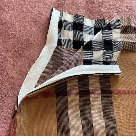 Burberry authentic Check Cotton Silk Blend Jacquard Skirt - Picture 3 of 7